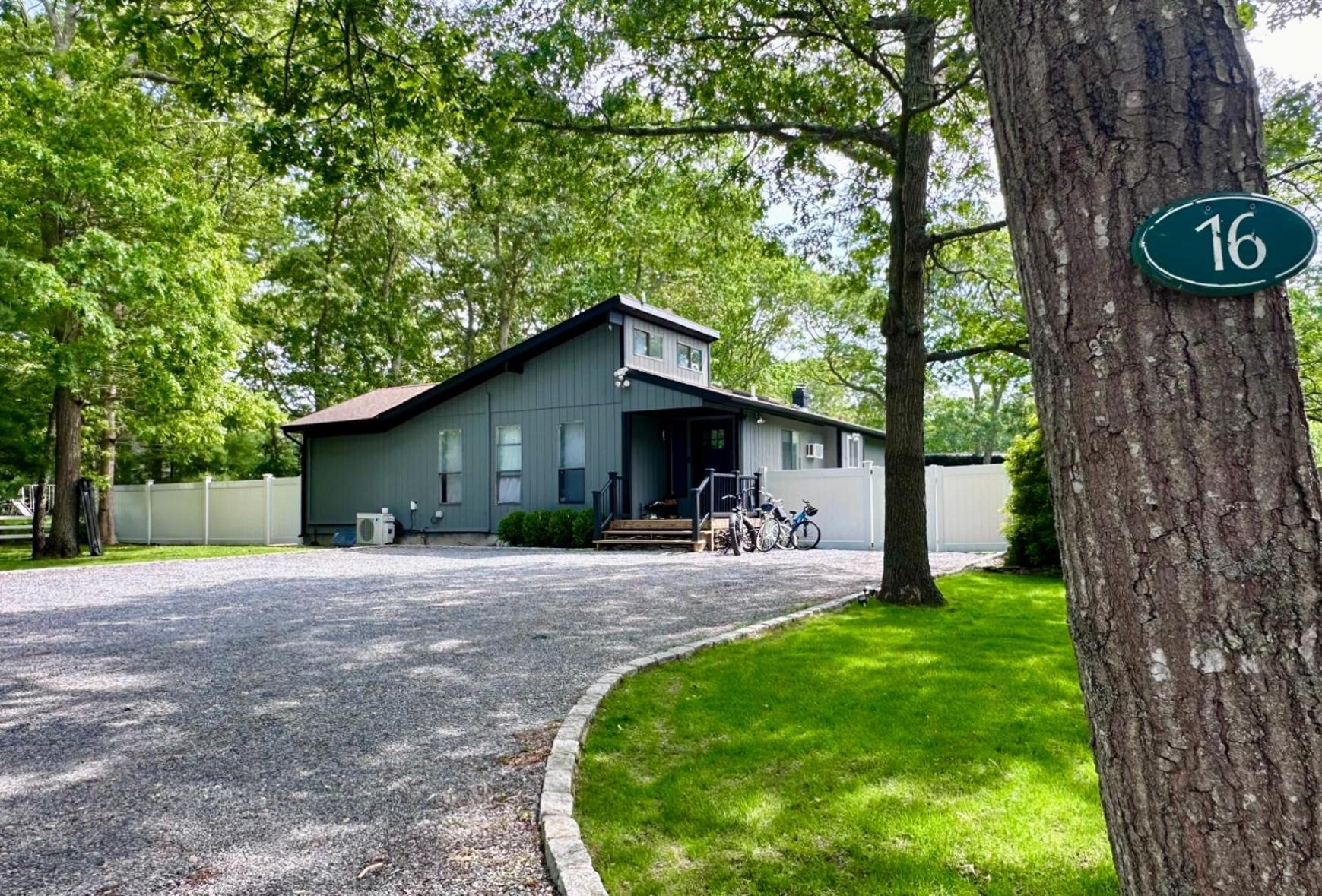 Nature'S Haven In The Hamptons With Pool 이스트햄프턴 외부 사진